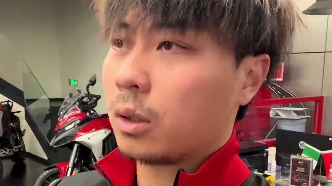 六辆限量版杜卡迪同时现身北京杜卡迪，所有车都还来自同一位大佬 去美国后给这些老外们拓展一下眼界