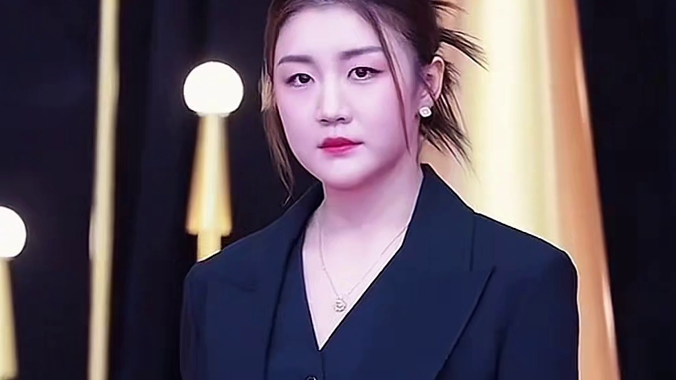 陈梦惊艳亮相盛典，气场全开，实力与颜值双双在线！