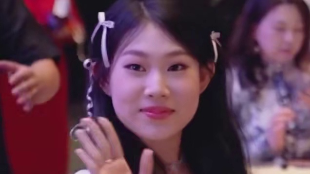 终于知道小沈阳为啥一直跟着女儿了