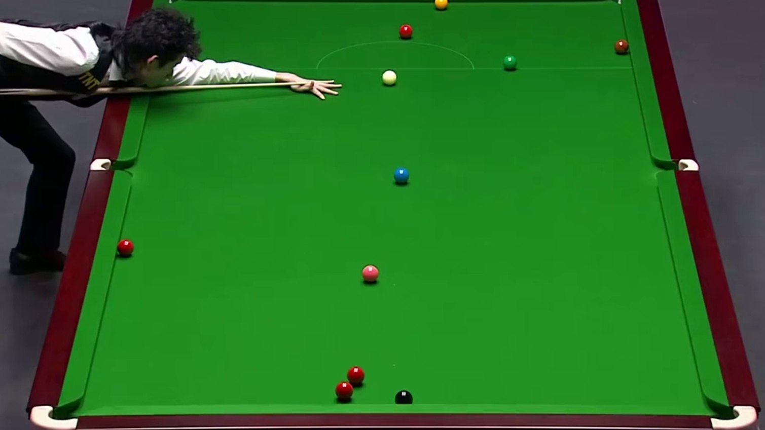 2025斯诺克英国锦标赛；吴宜泽vs霍尔特