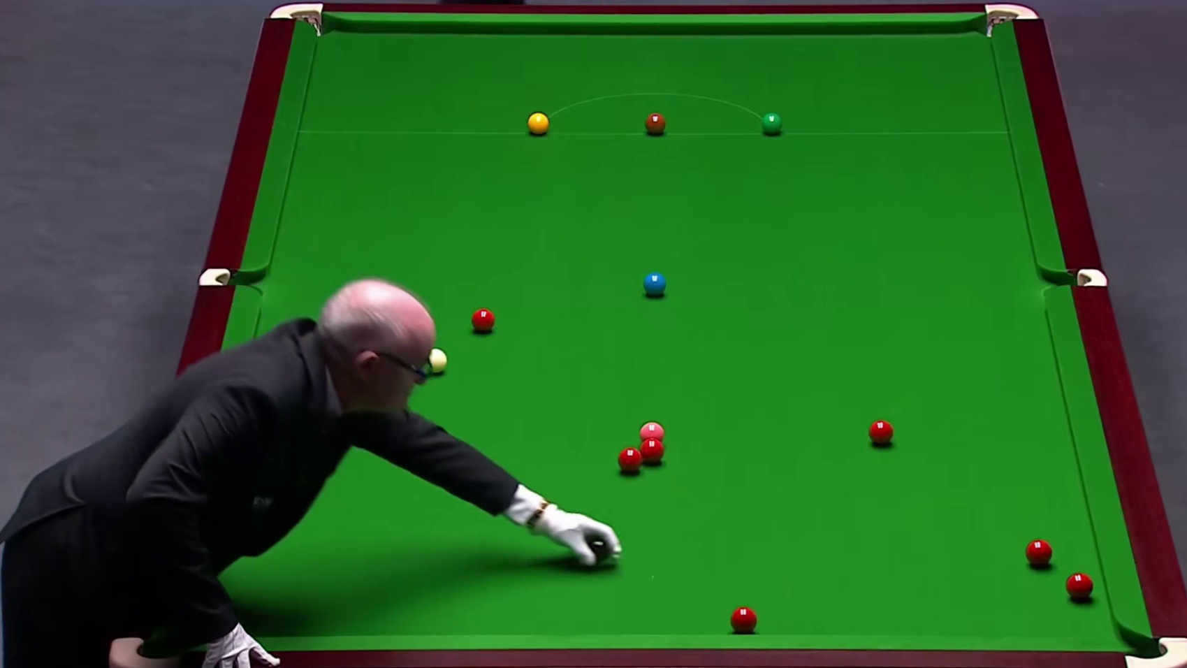 2025斯诺克英锦赛，吴宜泽再冲147，结局万万没想到！