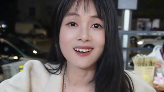 在深圳居然可以追着猪啃！