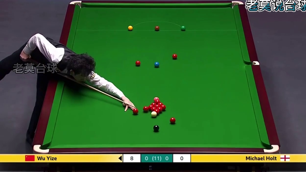 正直播英锦赛 吴宜泽大战霍尔特冲击16强 上演极限长台秀杆法