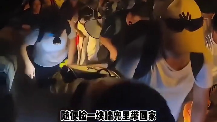 泰山旅游，想请一块泰山石