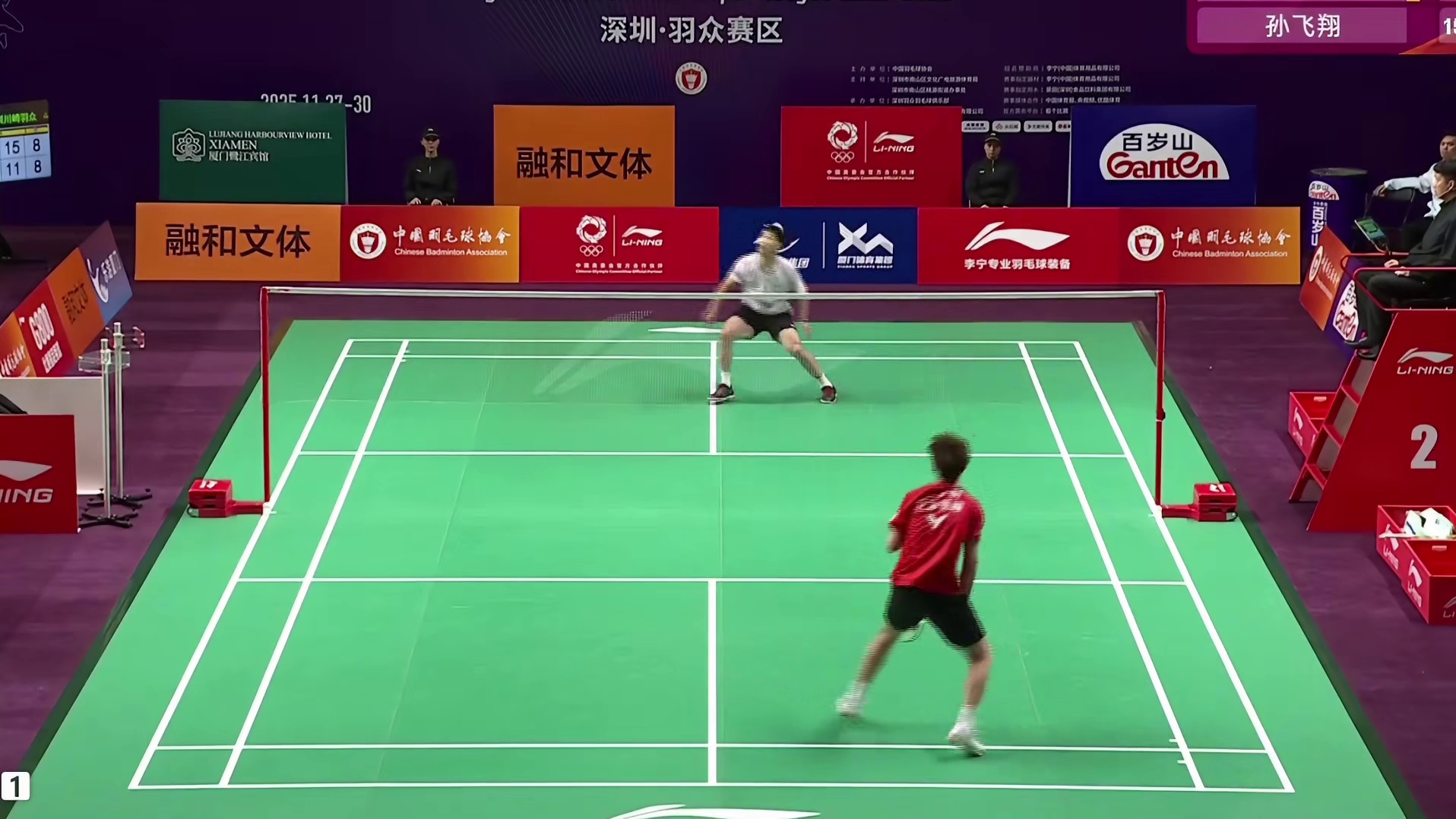 决胜局比分一直紧咬不放，孙飞翔连续的进攻和精准击球，以15-11赢得比赛