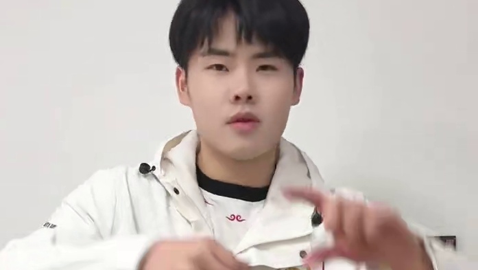 明明不是下雨天