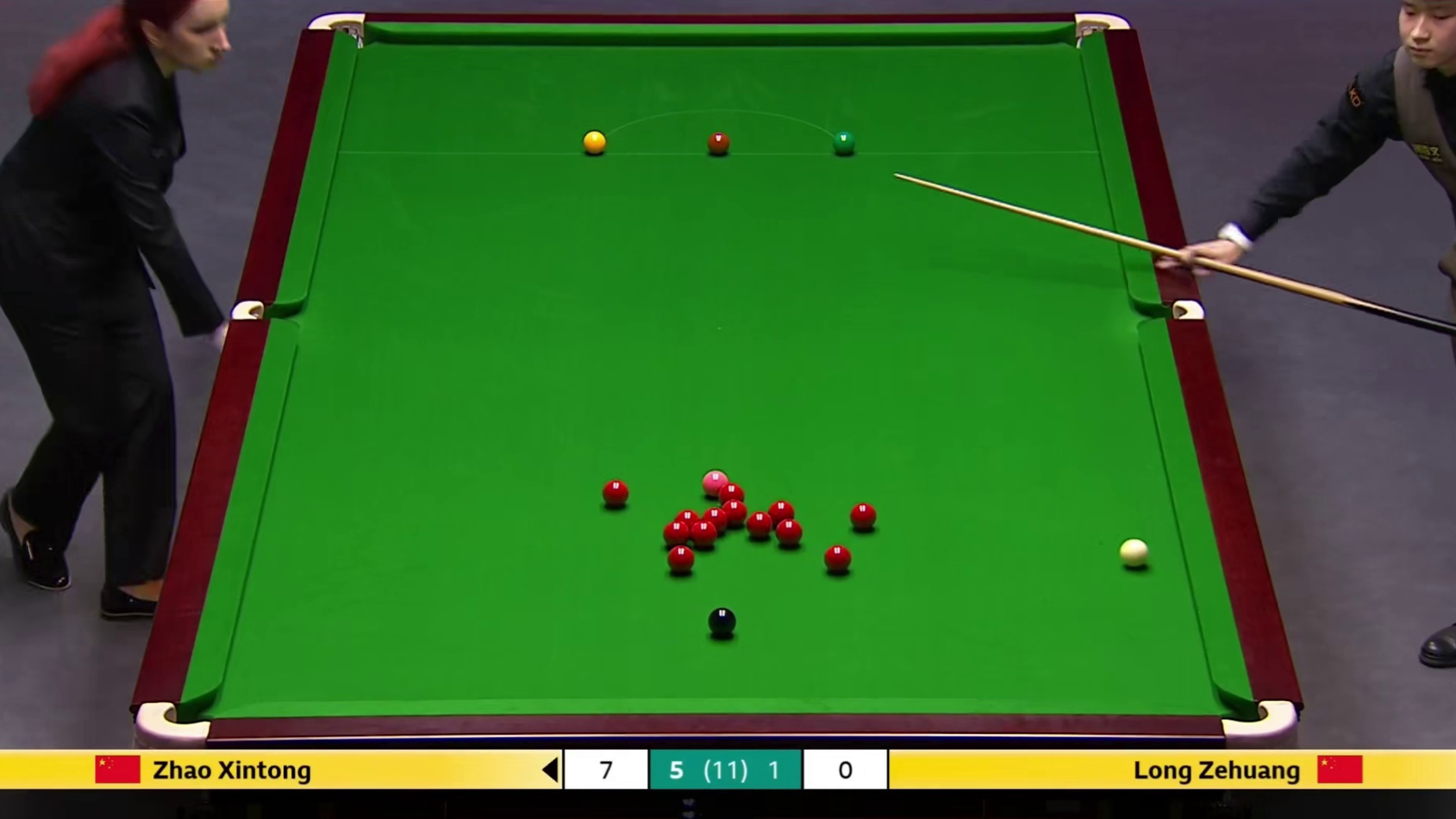 赵心童逆天准度三板斧！英锦赛6比1横扫龙泽煌，强势晋级16强