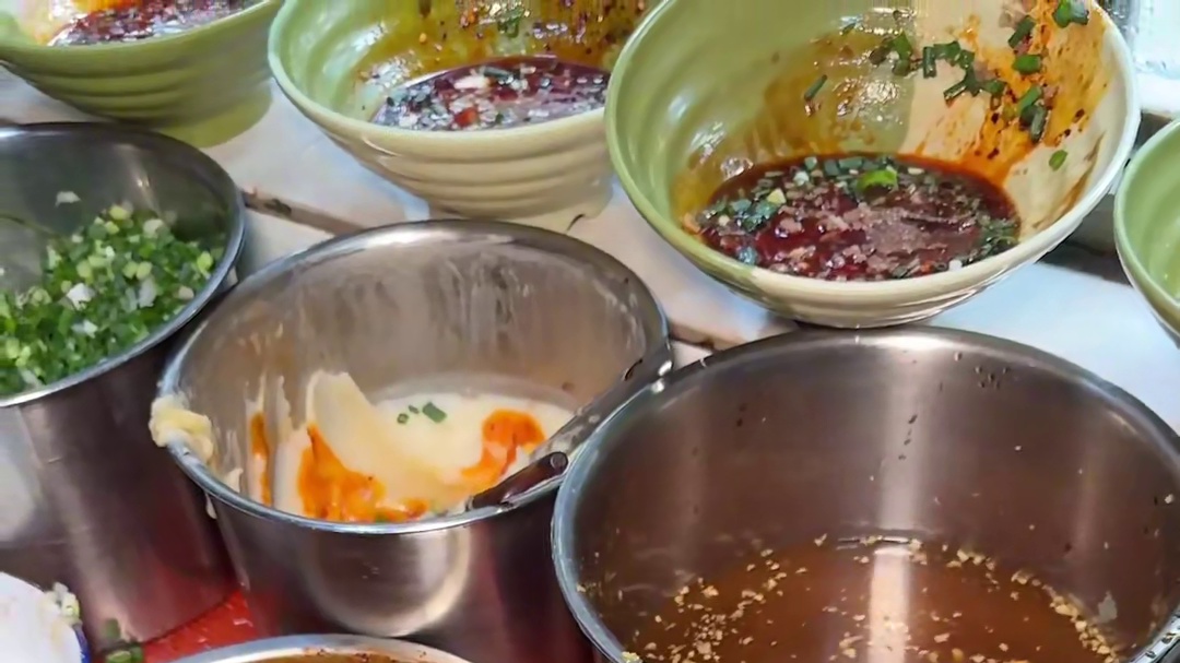 重庆美食梯坎面，17一碗加个煎蛋