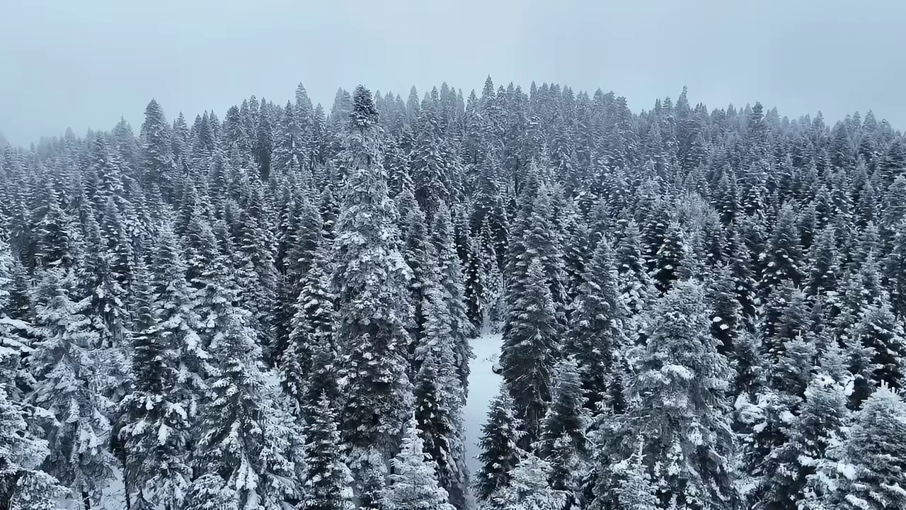 第1集：零下三十度的野外，小两口却能在温暖的帐篷中露营