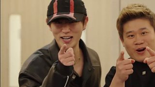 童錦程閃現(xiàn)第一排，能擦出什么火花？