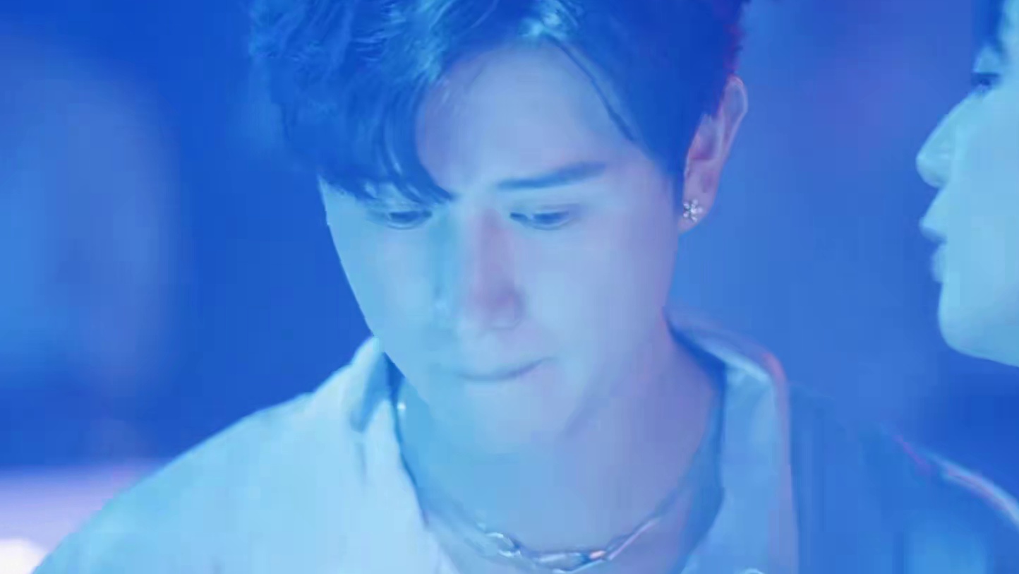 三分醉意，是我靠近你的勇气