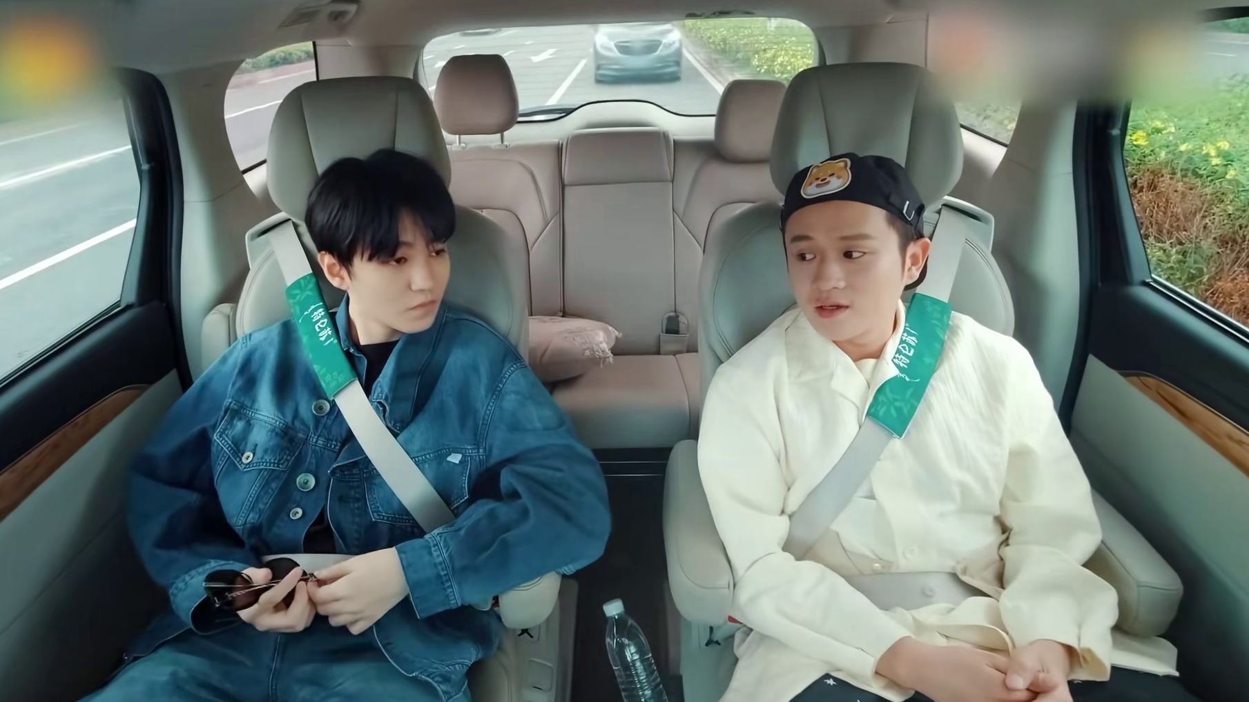 看到王俊凯仅用一道辣椒炒肉碾压黄小厨