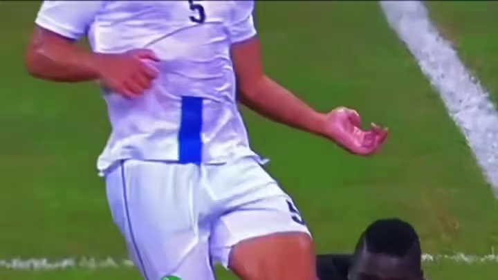 绝望的门将”#足球