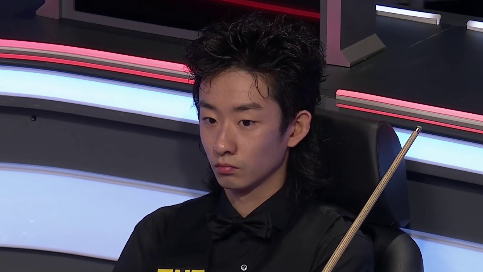 2025斯诺克英国锦标赛：吴宜泽vs罗伯逊