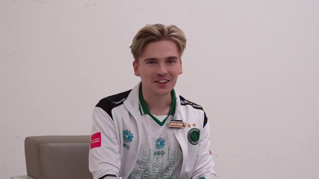 【Skiter独家采访】蚂蚁到底出电锤还是黯灭？
#DOTA2 #刀塔 #成都blast