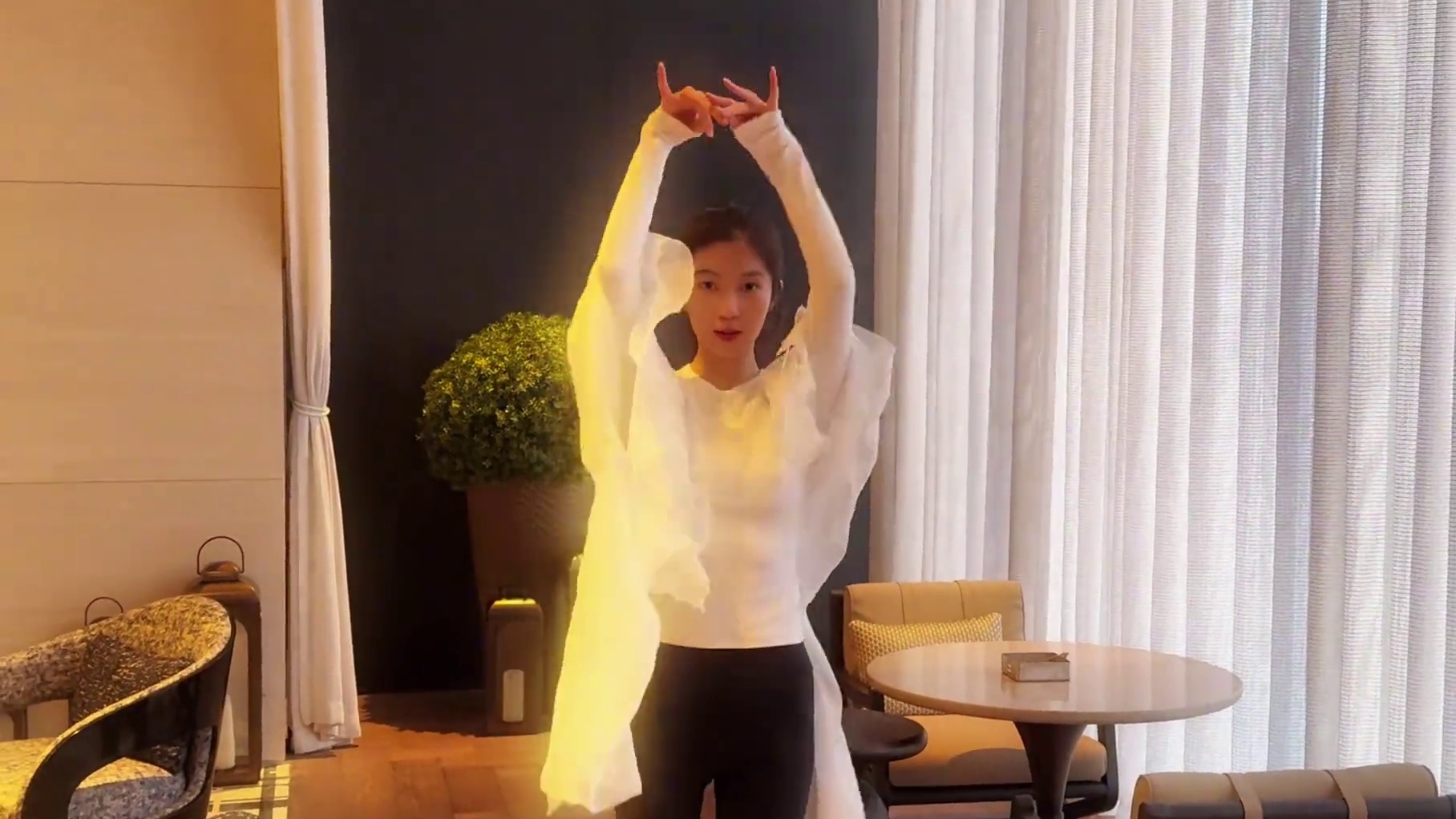 行到水穷处，坐看云起时。#阿肆新歌古风浪漫适配度#阿肆#阿肆新歌联动非遗南音#舞蹈#国风古韵