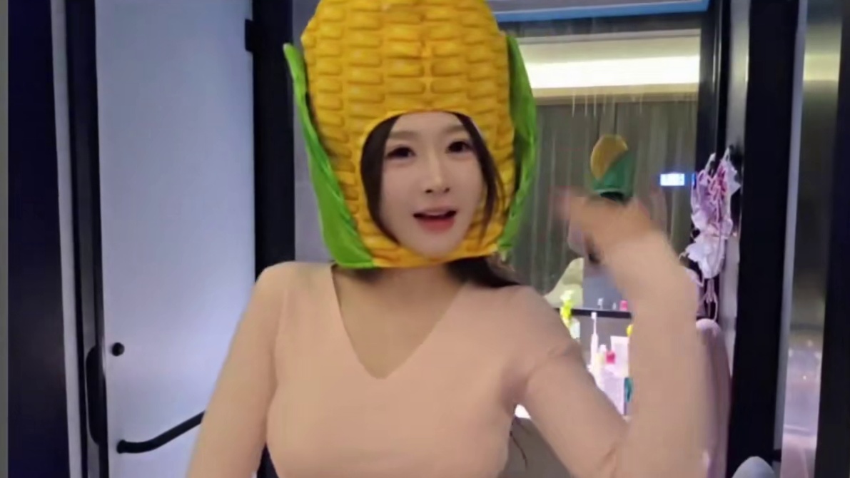 抽像的一天～
#小龙女1995 #一起跳舞 #在家蹦迪