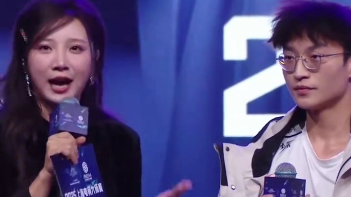 冠军队伍赛后采访，GZG书写新的传奇，证明中国队伍的实力#决胜巅峰全球电竞 #决胜巅峰 #决胜巅峰M