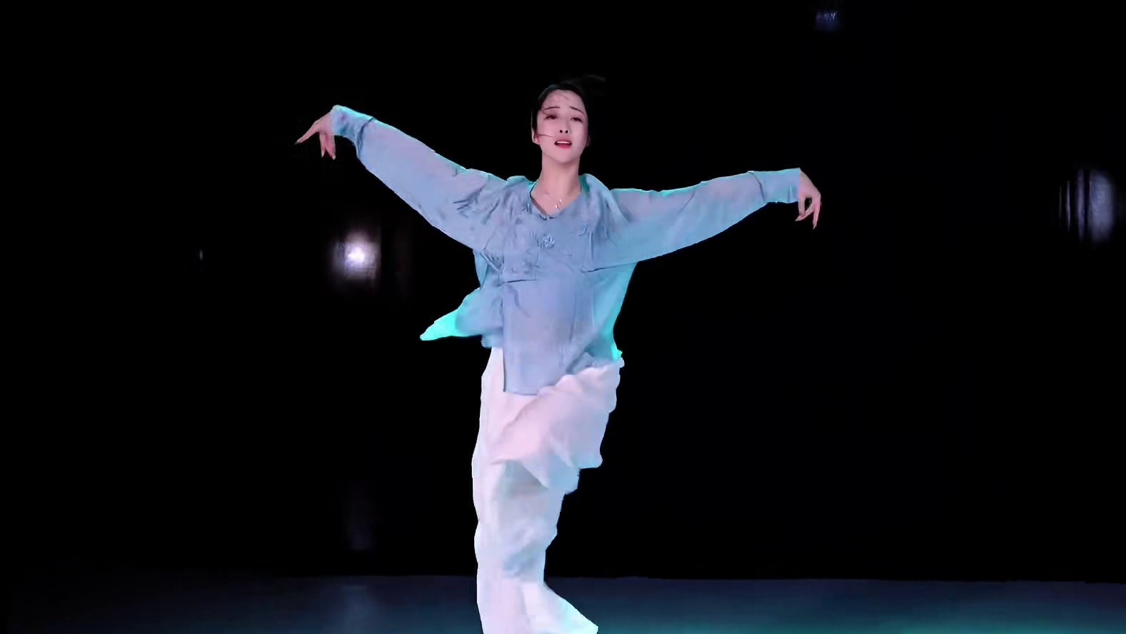 ❤️元旦剧目集训《梦幻诛仙》 时间：2026年1月2日 
原创编舞：姜姜会跳舞@姜姜会跳舞 
授课老