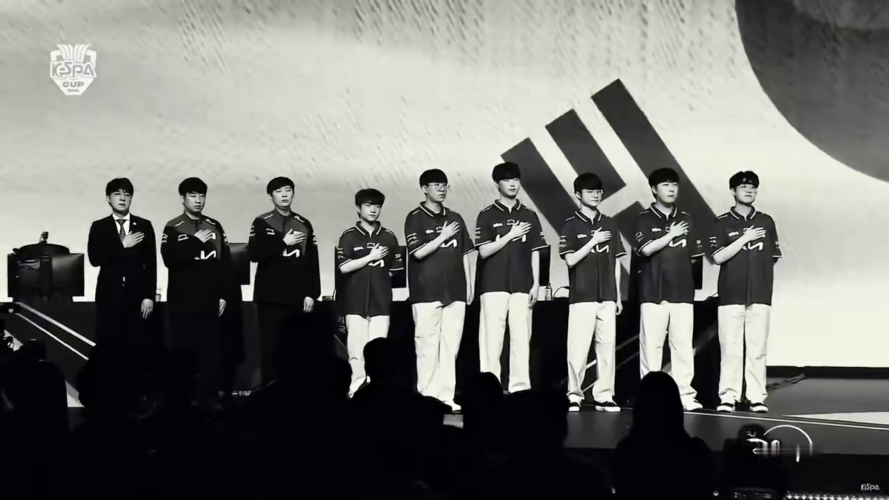 KeSPA 官方正式宣布，实力派演员 权娜拉 将担任 2025 KeSPA 杯的形象大使！ 不得不说，这次 KeSPA 杯的排场是真的大！赛事不仅有迪士尼等知名品牌赞助，现在更有实力演员担任代言人。果然，只要是关系到亚运会的选拔，主办方就会更加认真，将赛事的规格和影响力提升到更高的层次。