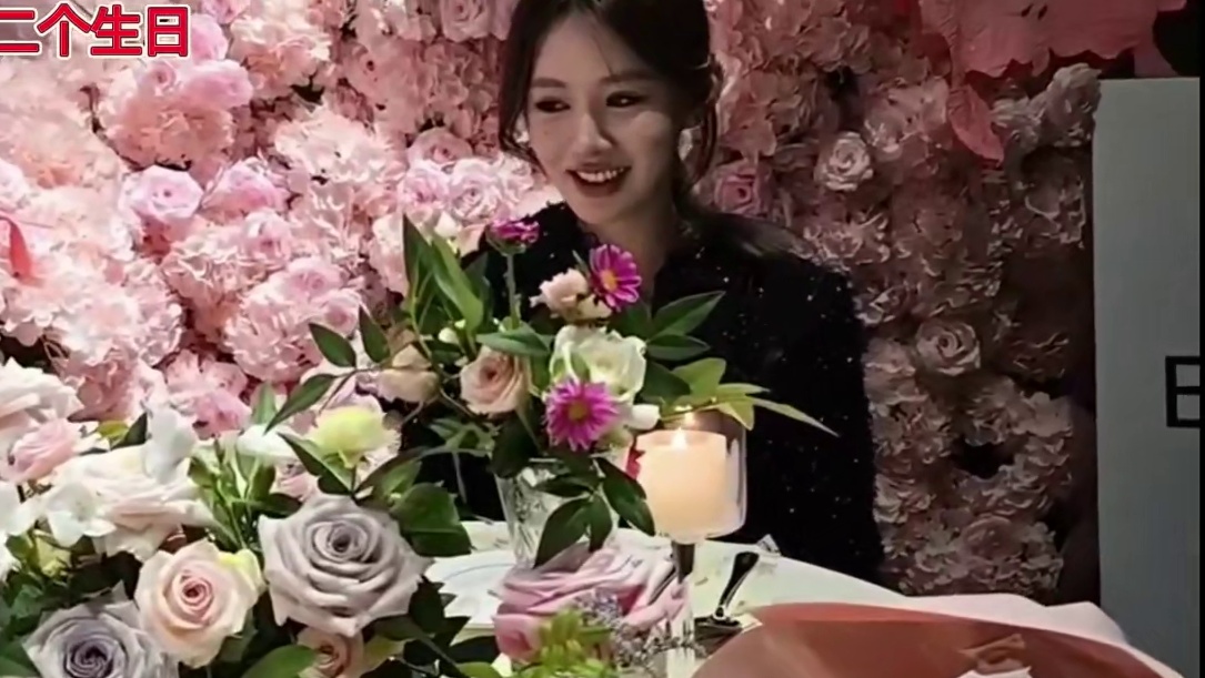 爱玛生日快乐。
#小小小酷哥 #爱玛宝贝 #组织1995