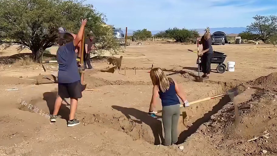 这才是逃离人间的正确方式，在沙漠中建造梦想家园 #野外建造 #野外露营 #解压