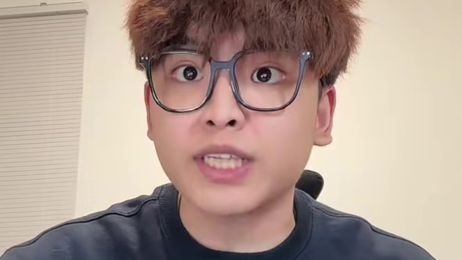 当你朋友夜市出了整套皮肤时... #无畏契约 #无畏契约夜市 #无畏契约千灵华绽2