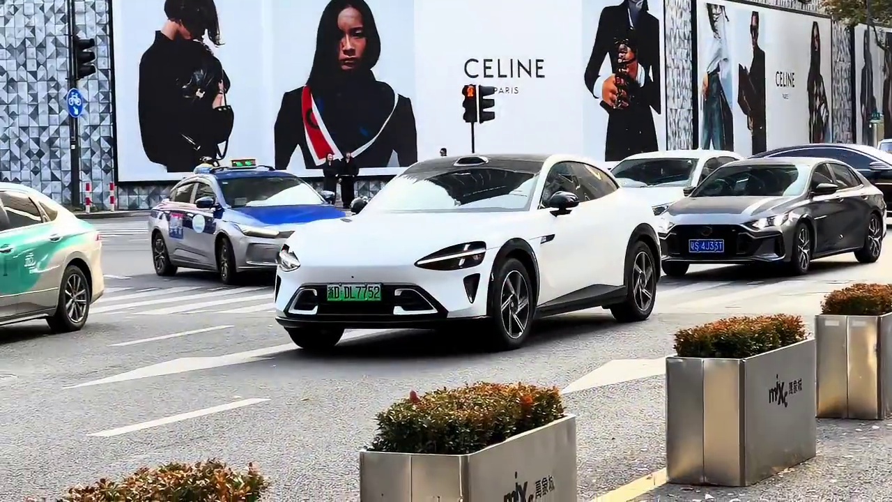 陈震同学和小米汽车的故事告于段落，2400万的粉丝大V终究还是全网禁言#小米汽车 #陈震同学 #小米