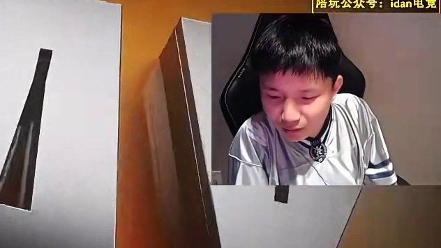 蛋看spinx九滴血五杀当场后悔，蛋：早知道填MOUZ3-0了