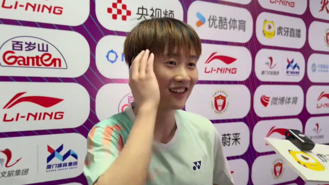 羽超前线-陈雨菲采访：脚伤未愈仍能战，15分制初试尚可待磨合！