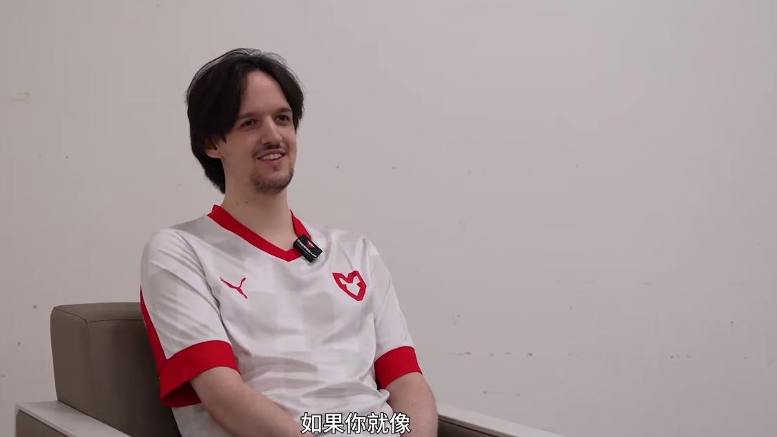 【Crystallis独家采访】很喜欢我的队友们，会学习每名选手的优点