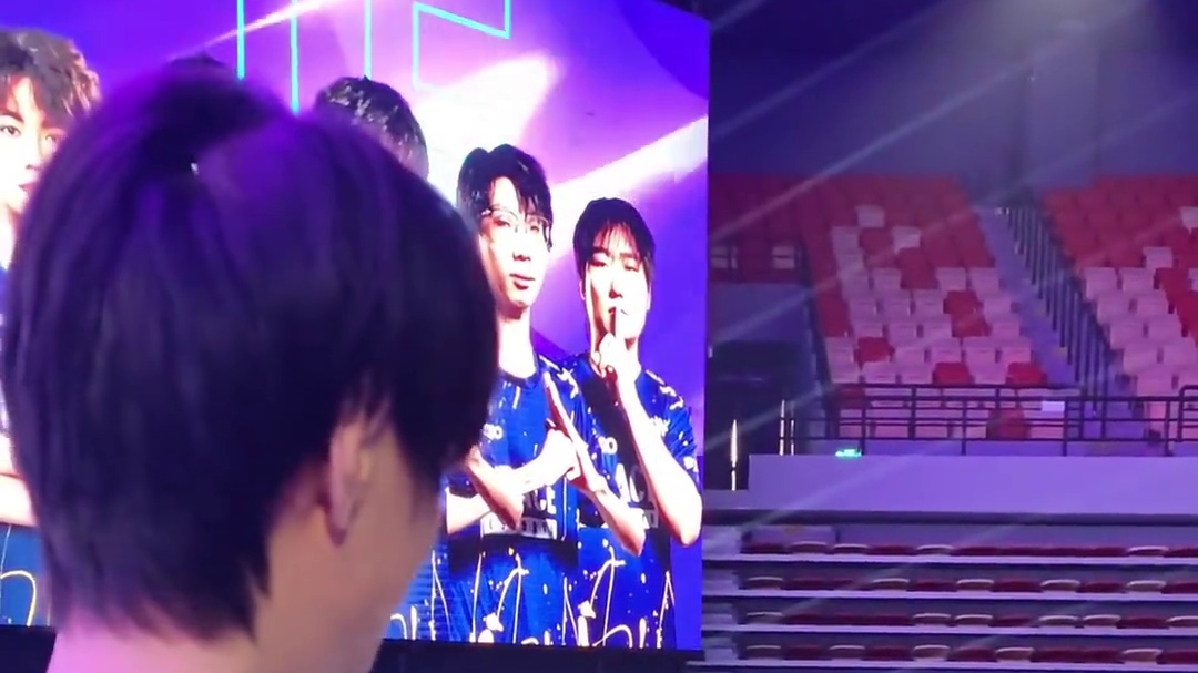 战术性社恐
#EDG #上海电竞大师赛 #无畏契约 #nobody王森旭