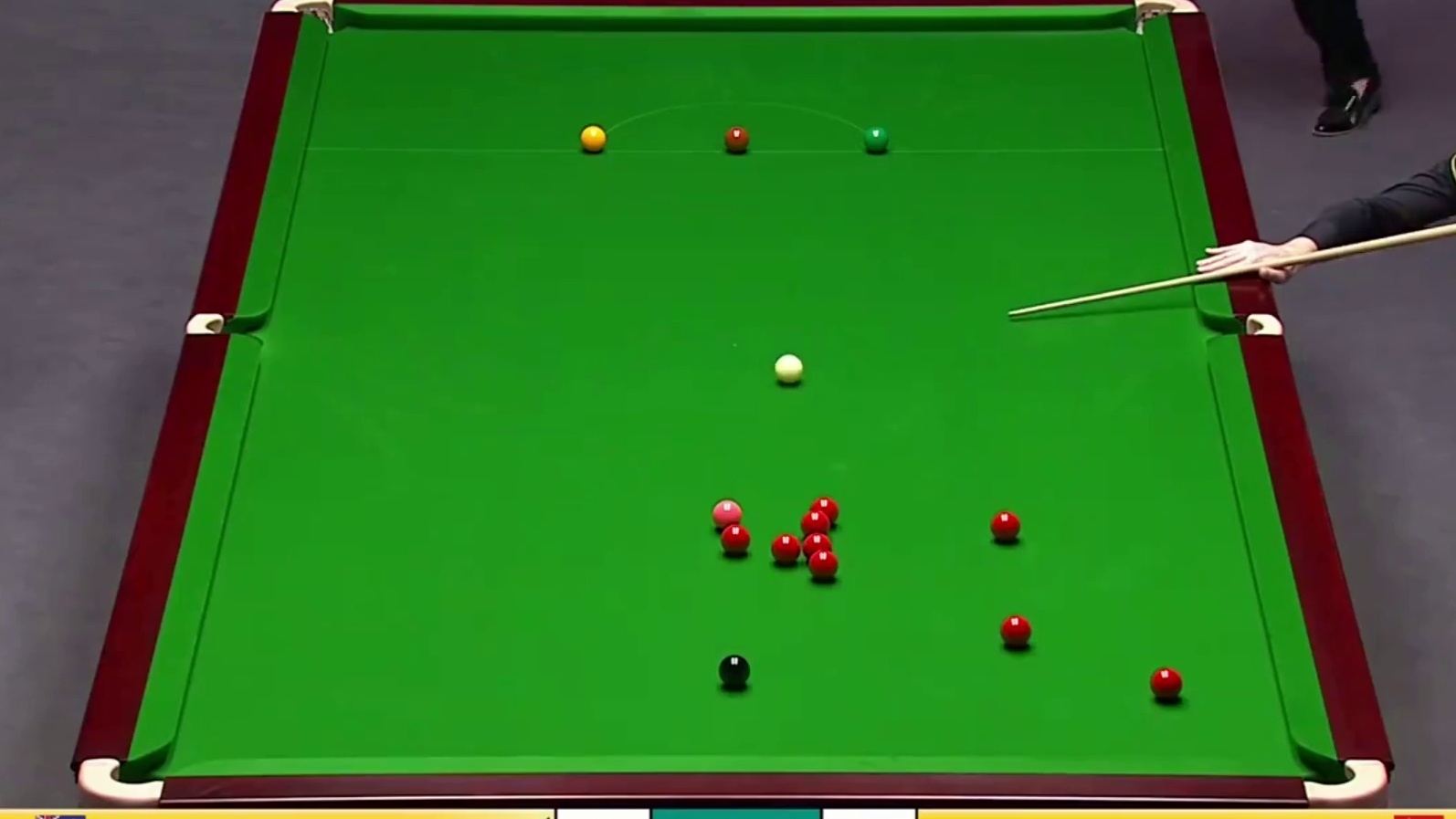 2025斯诺克英国锦标赛：庞俊旭vs罗伯逊