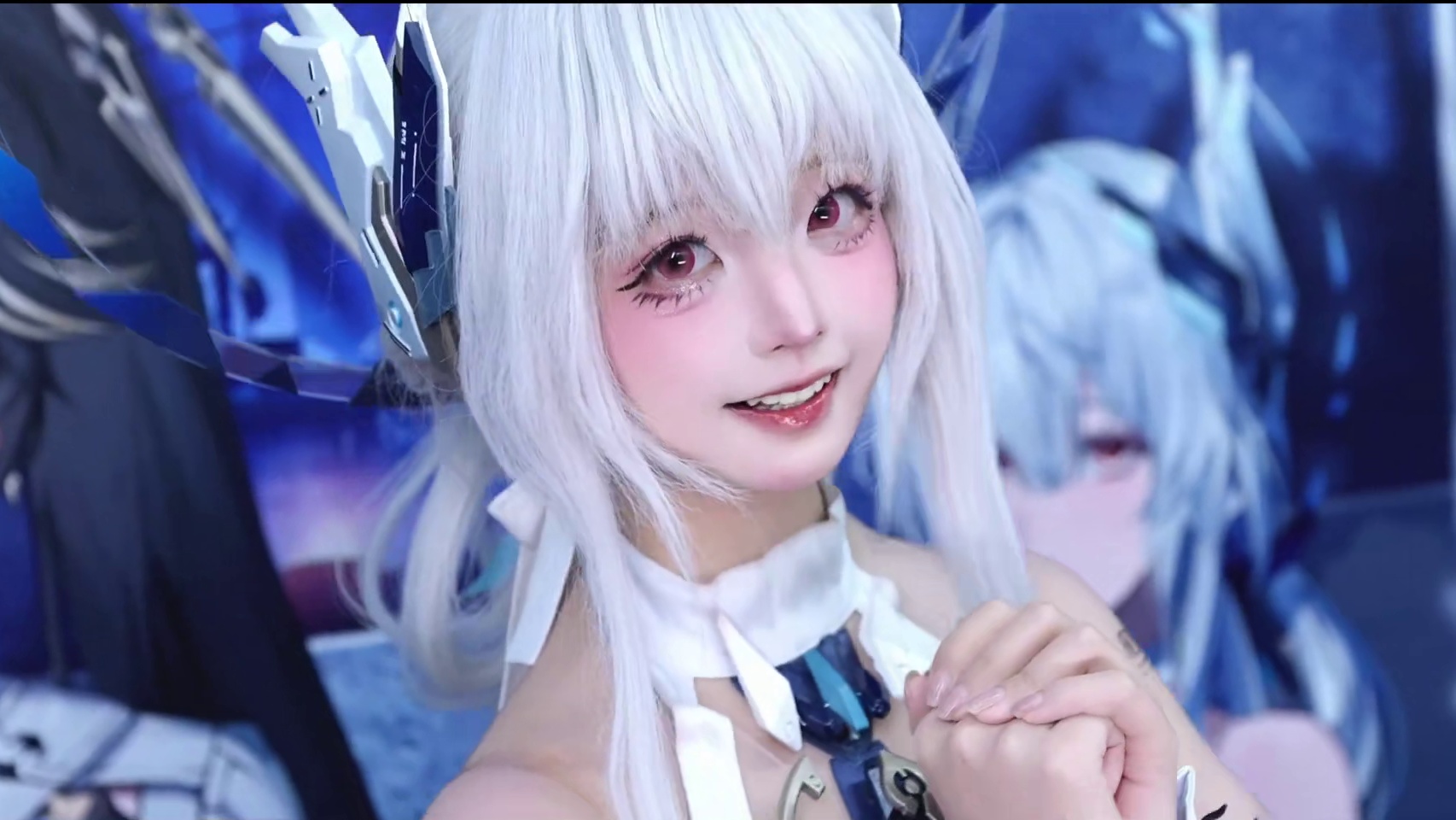 #战双帕弥什 六周年庆典 | 线下地铁主题活动影像
跨越次元，在人潮中与构造体们相聚，共同留下庆典的