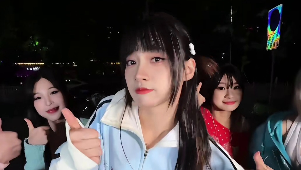 你们觉得谁的重庆话最标准？ #耗儿药 #唱跳 #川渝方言