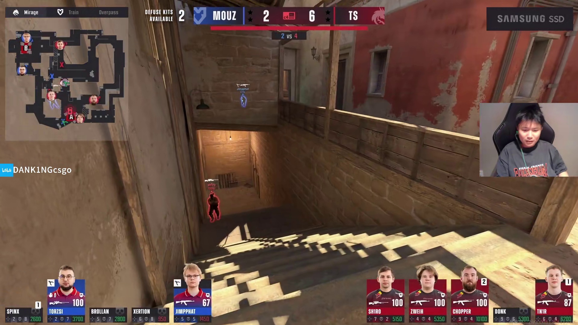 蛋直言在网上骂骂紫薇就得了，线下见到谁不想要个签名啊？