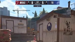 名場面，隊(duì)友讓donk ACE，torzsi不同意 #CS2 #DONK 這個(gè)有點(diǎn)搞笑，一邊一直追，