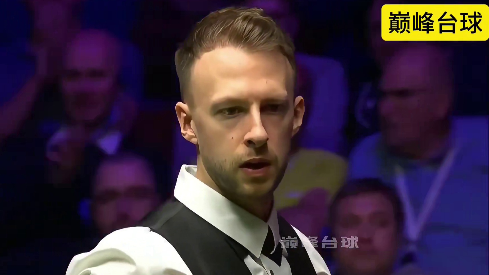 特鲁姆普在实战中打出来的扎杆弧线真的离谱，粉球神奇晕袋是假的特别离谱