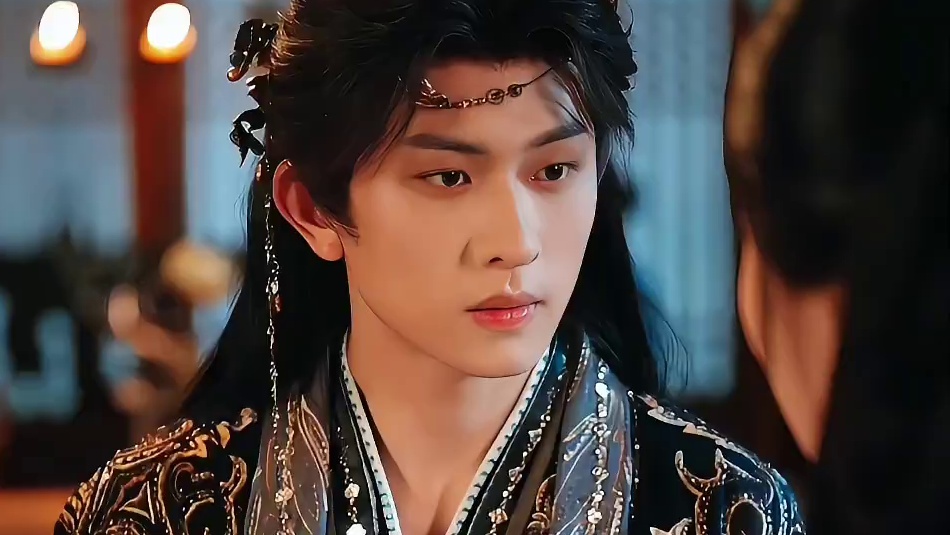 #长明灯之烬玉案 #长明灯之烬玉案定档1209 #陈添祥换心求爱孙芊浔  @凡酷剧场（长明灯即将上线