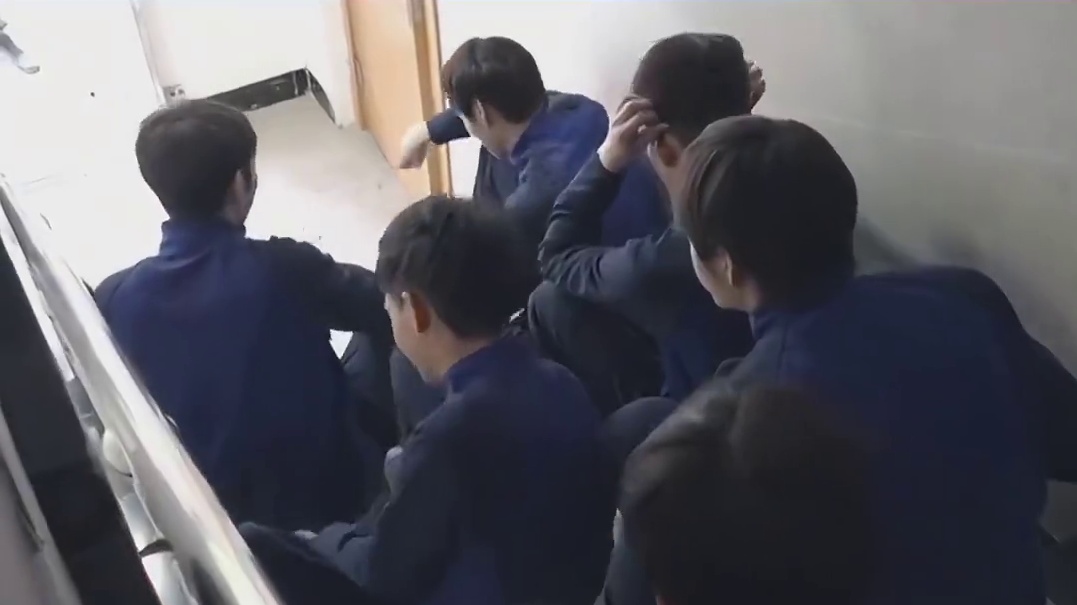 什么时候看六傻大闹消防站才不会笑啊