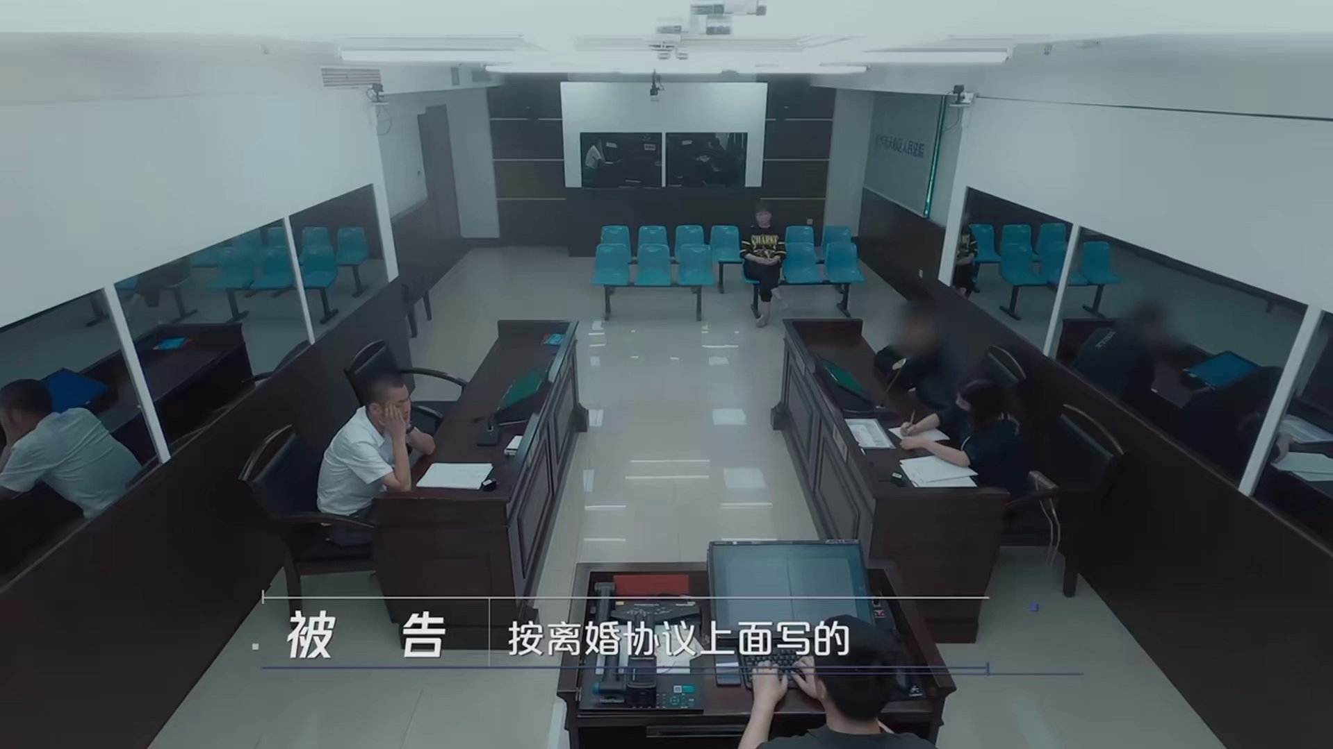 男子拥有豪车公寓，每月却只给高三儿子一百元生活费