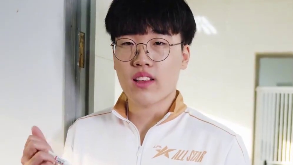 Kael的喵队友“xihuan”正期待与爱心召唤师的相遇。 #2025LPL全明星公益日  #谁不想