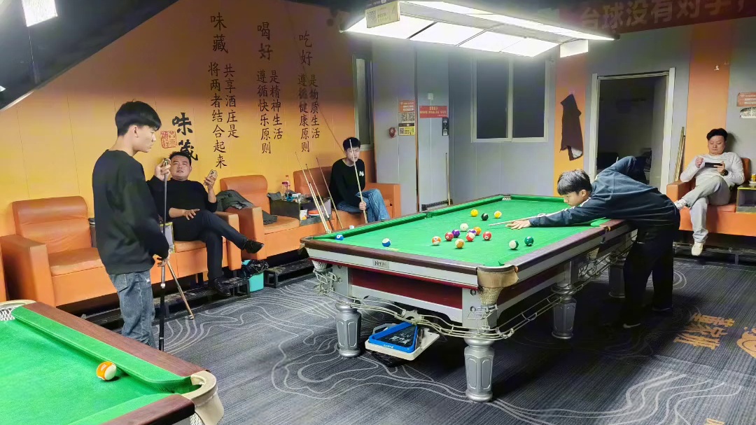 恭喜我优秀学员周家辉获得冠军！