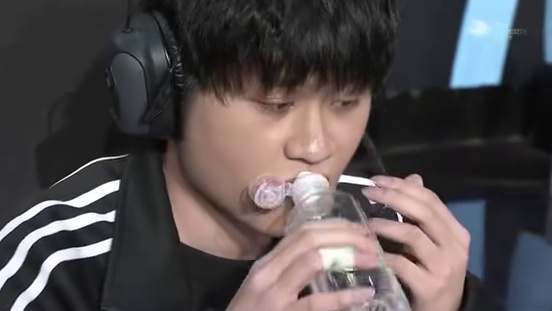 【2025S联赛秋季赛总决赛】第二轮组队道具赛
RSG.KS vs 狼队
第六局：疾风机场 这就是胜