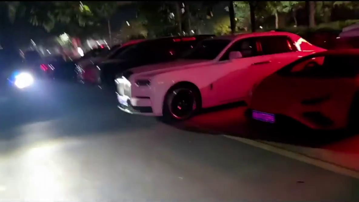 广州豪车好多#小小小酷哥 #劳斯莱斯 #兰博基尼 #库里南 #广州