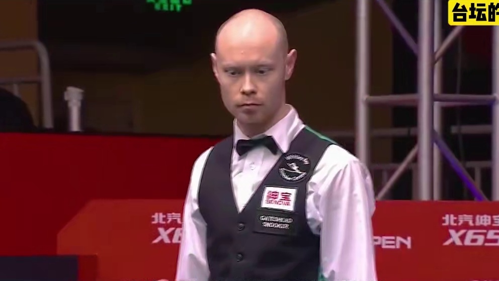 最极致的双神之战！晖哥决胜局被超16分，连鞭13杆变态斯诺克 (1)