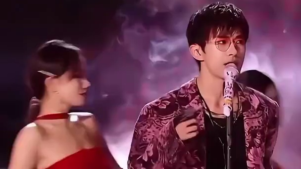 易烊千玺的奇妙之夜