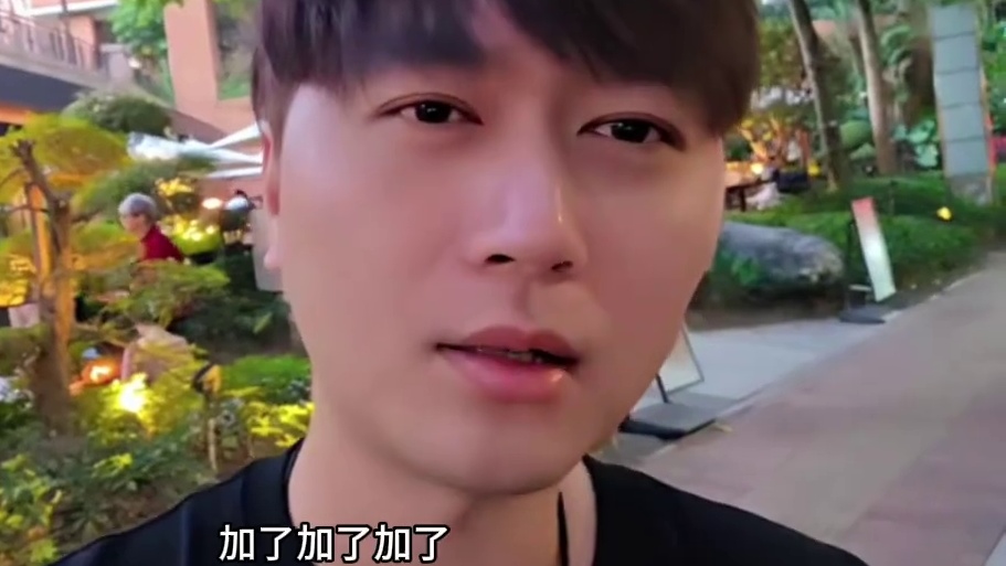 这个是真喜欢#小小小酷哥 #美女 #搭讪 #组织1995 #名场面