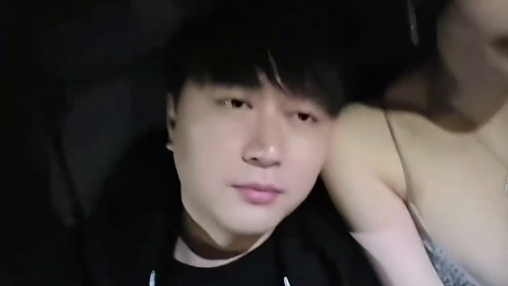 刚子看人不对劲