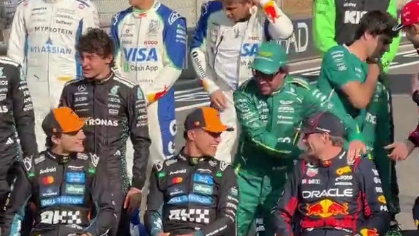 阿布扎比决战前的大合影时间